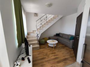 Sunny Beach Cozy Apartment With a Pool