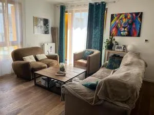 Duplex-pied du village JO paris - LʼÎle-Saint-Denis