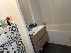 Appartements Duplex-pied du village JO paris : photos des chambres