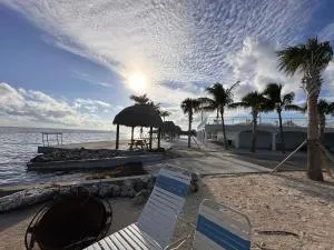 Paradise awaits you!!!! - Marathon Airport