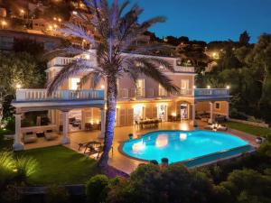 Villas Villa Monaco - Luxury Living in Cap d-Ail with Bentley, Butler and Heated Pool : photos des chambres