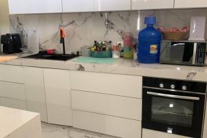 a 2 cuadras de la playa y el mar