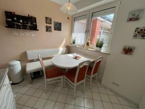 Haus Dornröschen, Whg 5