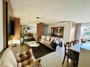 Apartamento novo em Foz, ao lado do Shopping JL