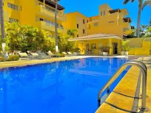 Santafe Condo B203 - Los Algodones