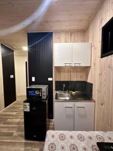 Noche de descanso y tinaja con vista al bosque