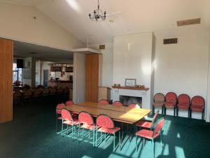 Cheviot Hotel