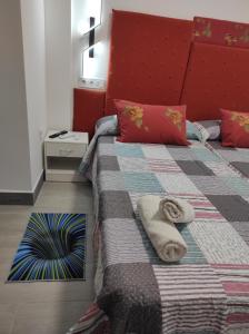 Con terraza y muy cerca de la playa,centro y estación de tren