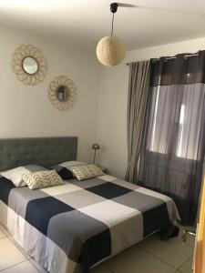 Maisons de vacances Maison a la campagne avec piscine : photos des chambres