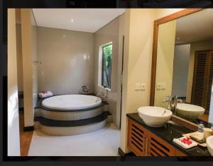 2 Br Villa Senang Canggu Walking distance to Beach