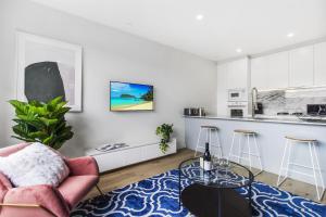 Boutique apartment in quiet, sought-after suburb