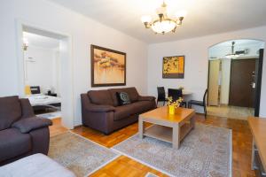 Classic Stay next to Victoriei Avenue