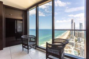 Absolute Oceanview BeachFront 2BR Apt