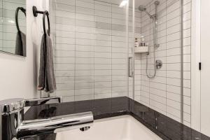 City Center, 2 bathroom, AC, Parking, Pool