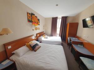 Hotels Logis Hotel des Bourbons Montlucon Climatise : photos des chambres
