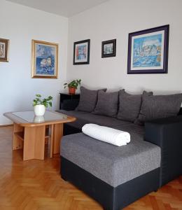 Apartman Adrijana Kastav, free WiFi & parking, 2 bedrooms & sea view