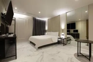 Grazie Hotel Tanhyeon - Kang-ch'on