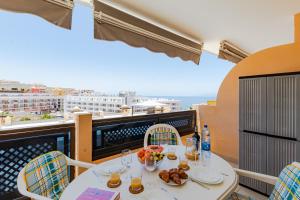 Beautiful Sunset Apt by Dream Homes Tenerife