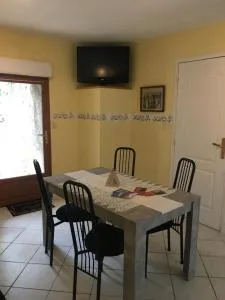 Épices au cœur du centre ville historique de Serignan - Sauvian