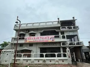 Hotel O Home Siya Ram Homestay - Katra