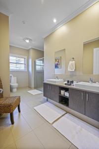 Kerami Manor & Day Spa