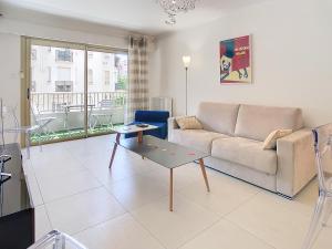 Beau 2 pièces proche Croisette avec parking 211