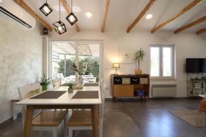 Holiday house "Laurus Garden" with private parking