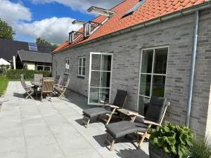 Helt nyt hus i idyllisk landsby - 伊肖伊