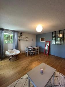 LÉmile Lécrivain parking facile