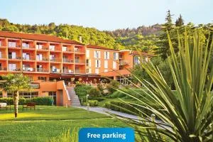 赛琳娜天然能源度假酒店 - 斯楚雅