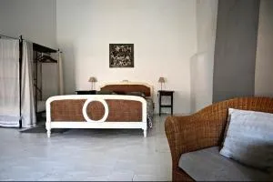 Les chambres de la Villa EUGÉNIE - 莱齐尼昂科尔比埃