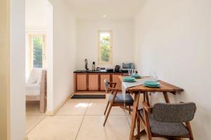 Beachside Villa Kelecung