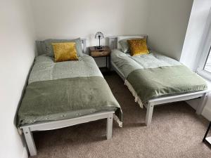 Stylish Miners Cottage, Treorchy, Rhondda