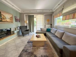 Vila AURA LUX Nei Epivates