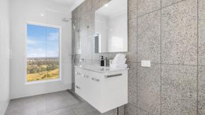 Altitude - Pet-Friendly, Romantic, Accessible