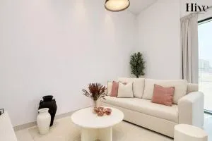 7 By Aurora 106 - Ghantoot