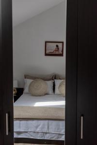 Enjoy Apartments - Central Skylight Residence