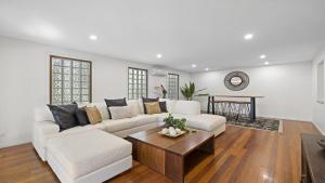 Kasuari - Just Steps to Pool and Beach