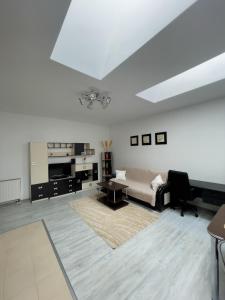 Enjoy Apartments - Central Skylight Residence
