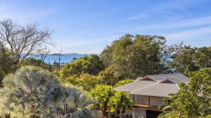 Lumière - Large Modern Family Home, Pool, Beach