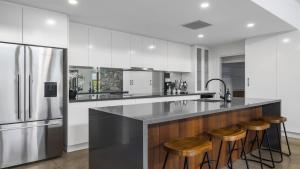 Serendipity - Pool, Pets OK, Fireplace, Village Location