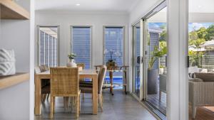 Oasis at Sapphire - Pool, Bike Rides, Family, Cafe