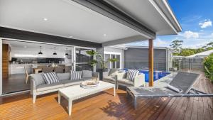 Oasis at Sapphire - Pool, Bike Rides, Family, Cafe