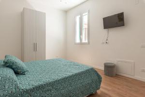 Casetta al Molo di Mondello by Wonderful Italy