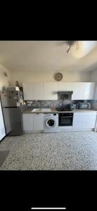 T2 moderne à 2 min de la plage