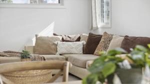 Seas the Day - Modern Townhouse in Sawtell Village