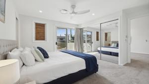 Seas the Day - Modern Townhouse in Sawtell Village