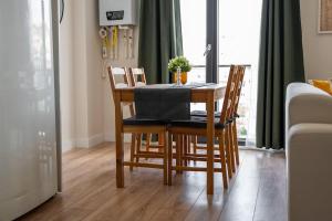 4B2 brand new flat with air conditioning in Center