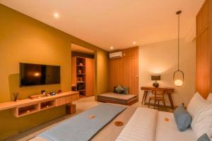 Fulmala 1 BR Suite Plunge Pool ZN161