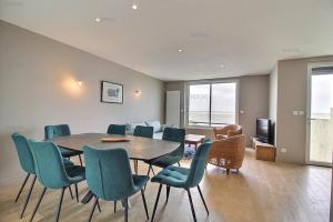 BELLEVUE Belle maison en front de mer